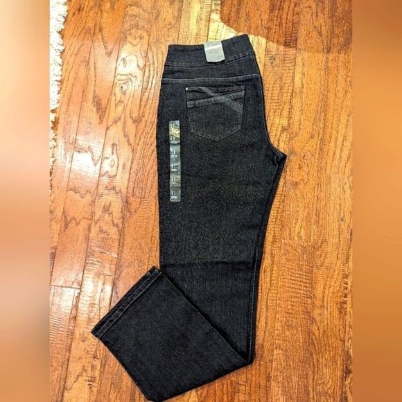 Reitmans Original comfort straight leg jeans size 11 woman's - Picture 2 of 9